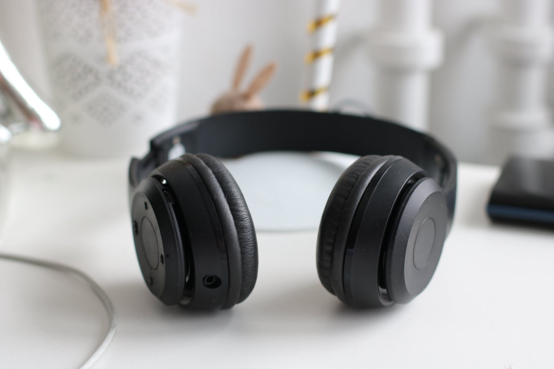 How to Choose the Best Headphones for Your Needs